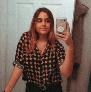 Meet your Posher, Nadia